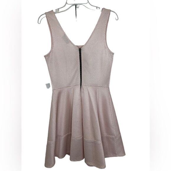 Mystic Pale Pink Waffle Weave Sleeveless Barbiecore Fit & Flare Dress Medium - Picture 2 of 9